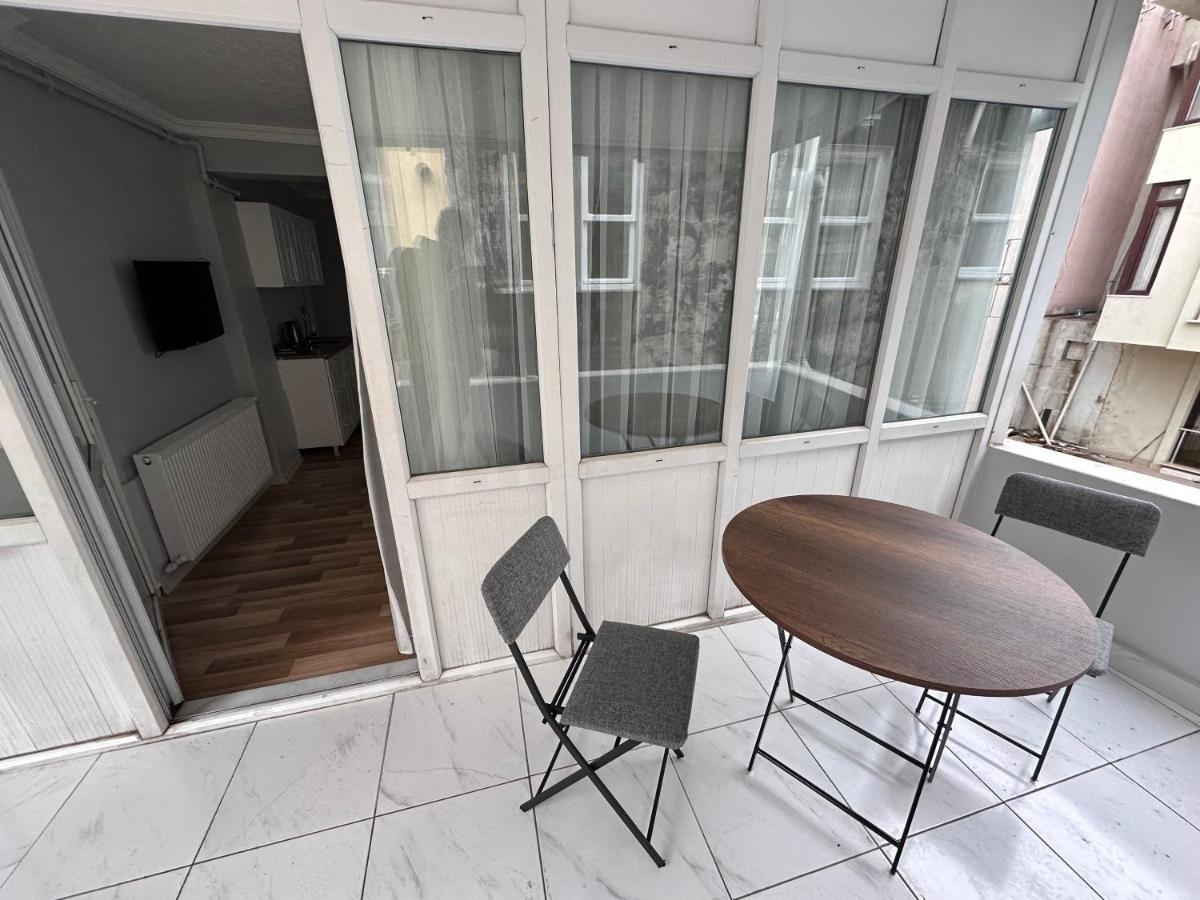 Modern Apart Close To Blue Mosque And Hagia Sophia Old City Istanboel Buitenkant foto